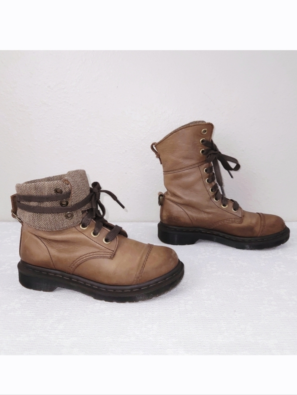 Dr. Martens Aimilita Combat Boots US 7 Brown Leather Fold-Over Lace-Up Moto